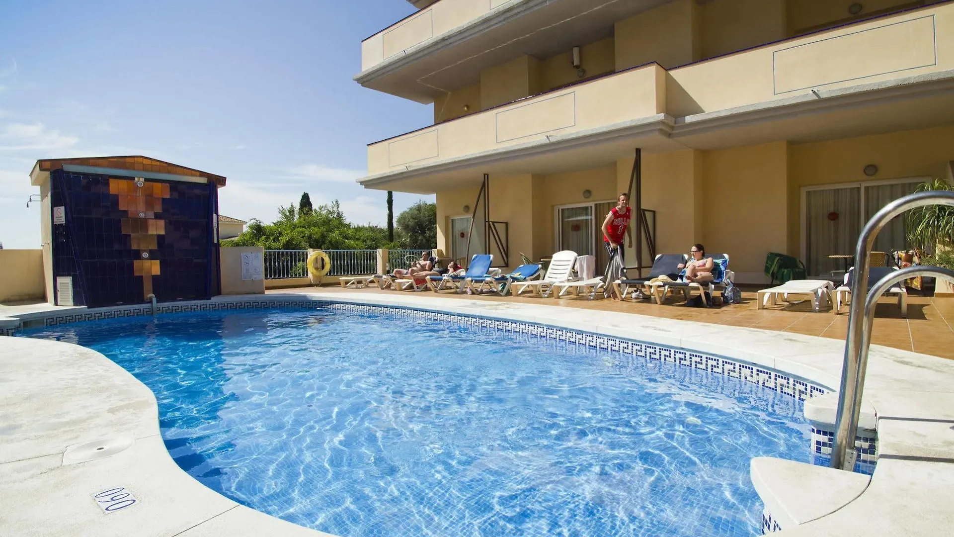 Vive Costa Azul Hotel Benalmadena 3*,